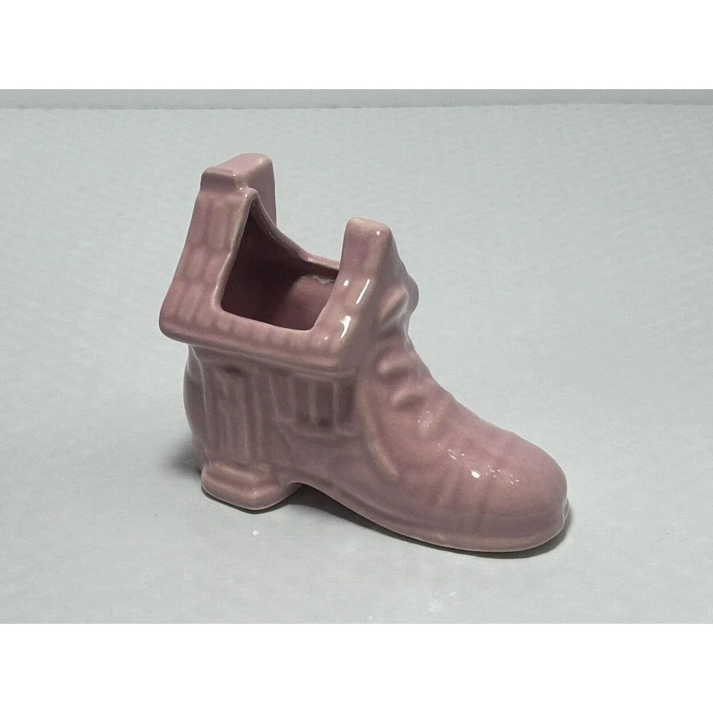 Vintage Old Lady That Lived in a Shoe Planter, Nursery Decor, Baby Shower. - Picture 1 of 11